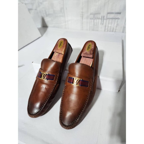 Authentic LOUIS VUITTON Smooth Calfskin Hockenheim Moccasin Loafers 11 Brown - Picture 7 of 16